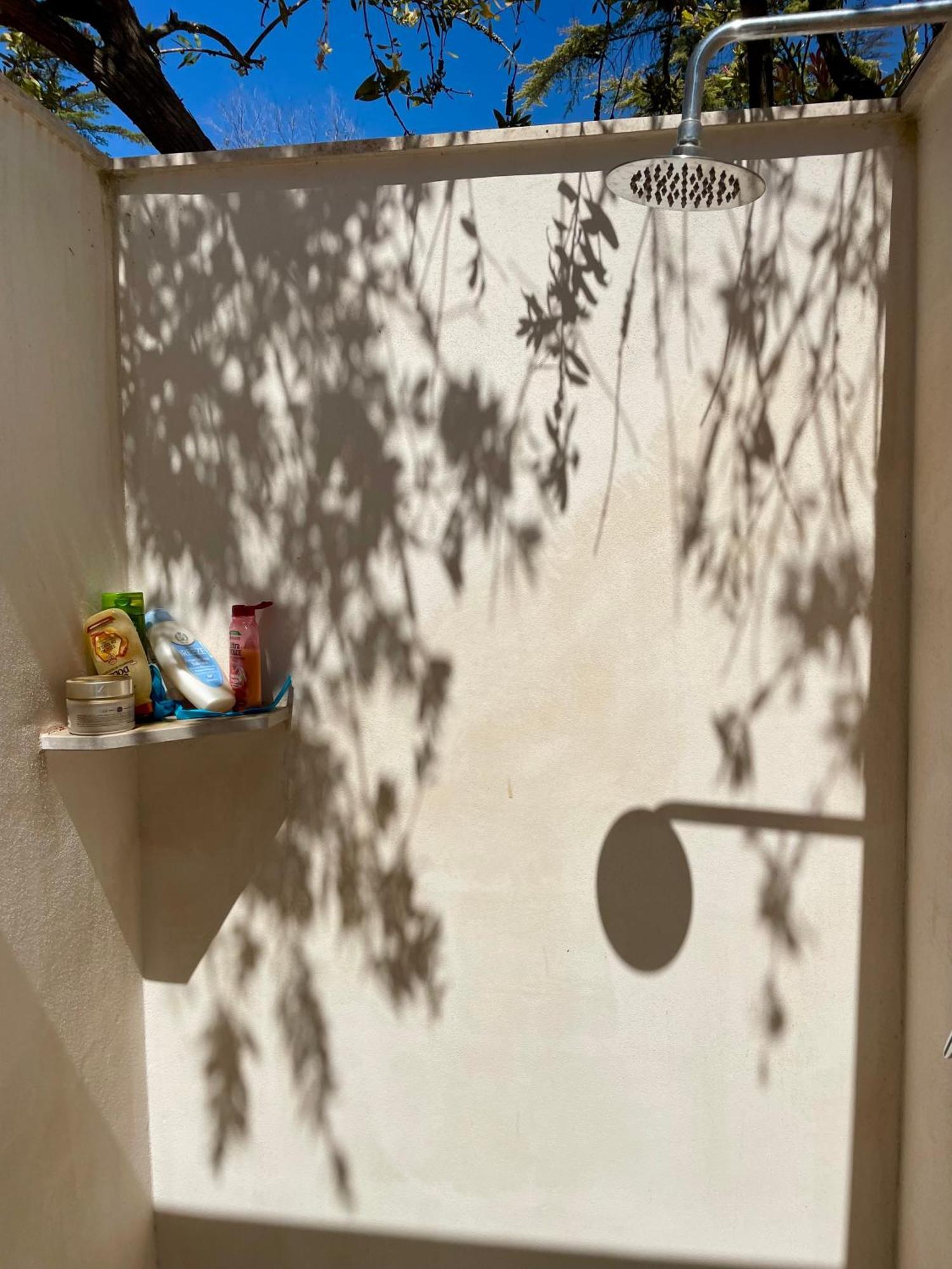 La Beata Giovanna Mesagne Bagian luar foto